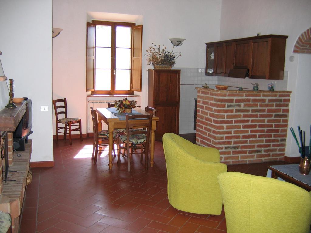 Podere La Chiusella B&B Rapolano Terme Szoba fotó